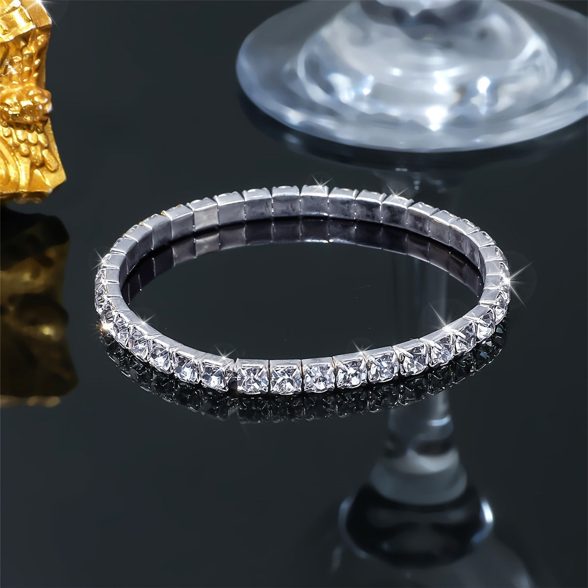 Luxurious Tennis Link - Sparkling Rhinestone Stretch Hand Jewelry for Women and Men, Daily Wear, Fashionable Accessory for Any Occasion
