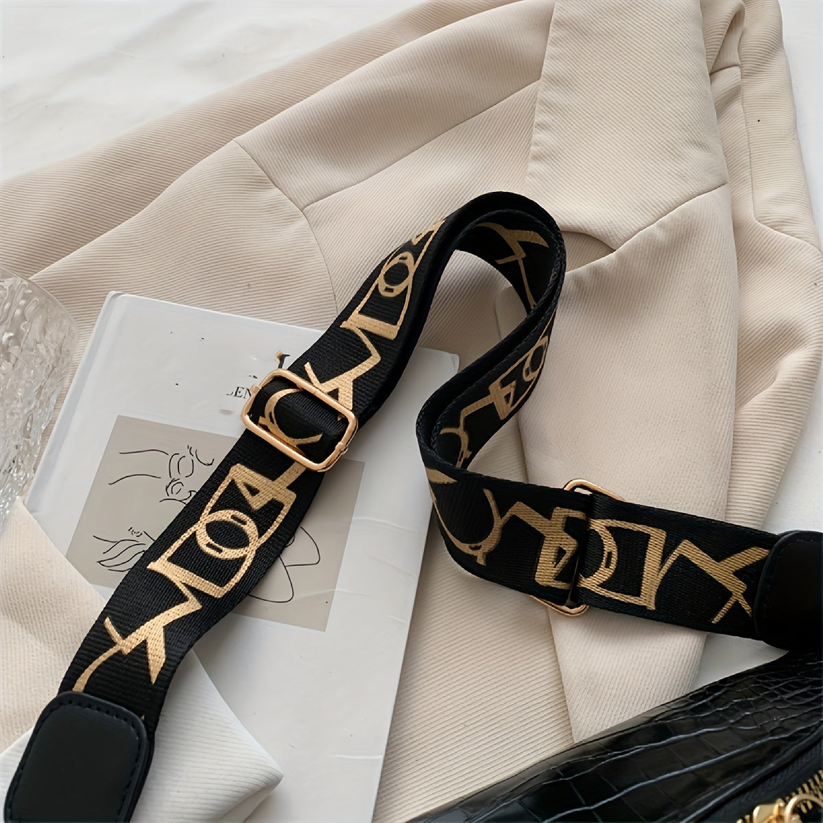 Crocodile Embossed Waist Bag Chain Decor Zipper Fanny Pack, Cool Faux Synthetic Leather Chest Bag for Women