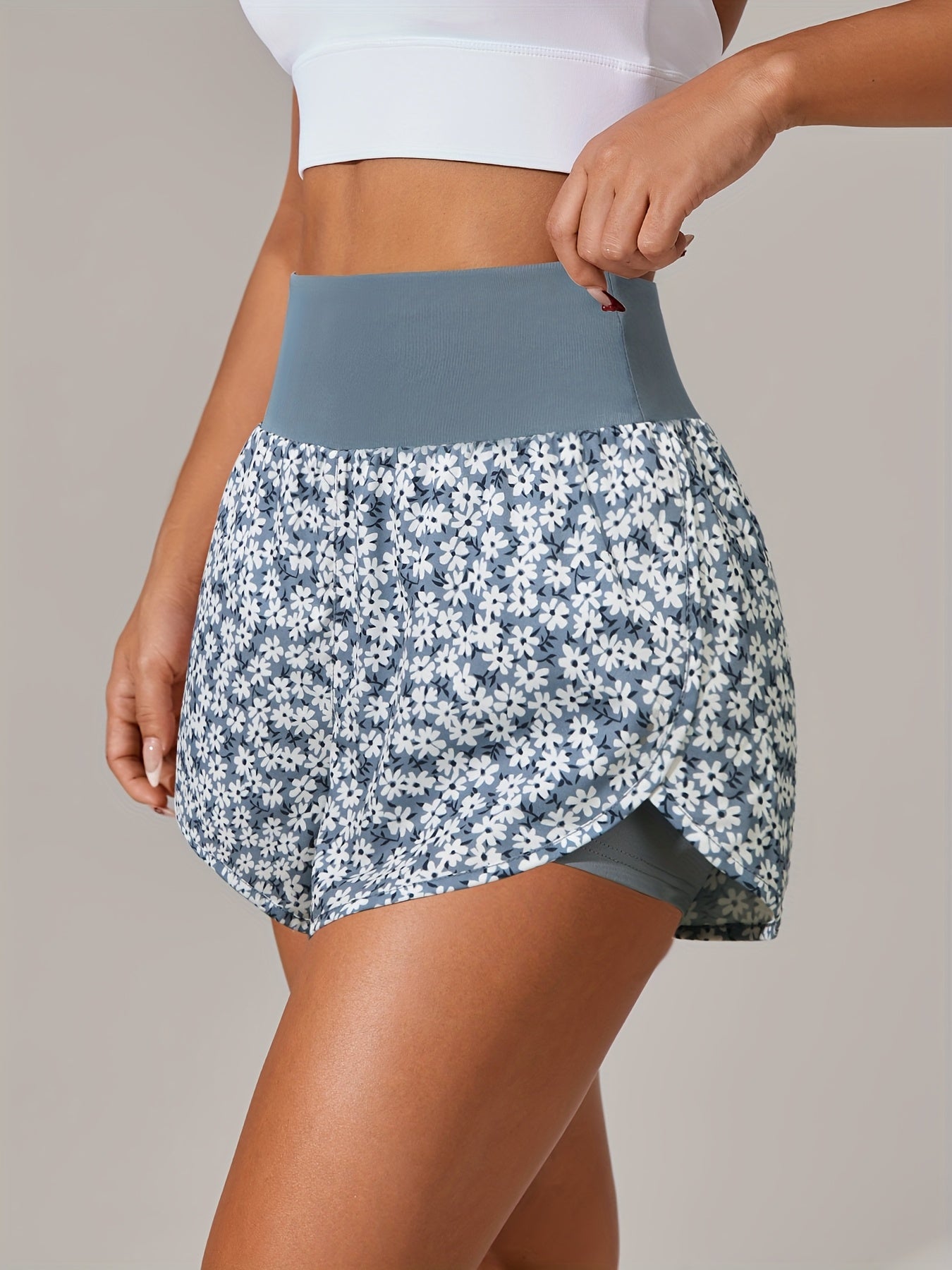 [Yoga Activewear] Women's Light Blue Yoga Shorts - Casual & Loose-Fit, High-Waisted with Ruffle Detail, Stretchy Polyester-Elastane Blend, Machine Washable, Perfect for Spring/Summer/Fall