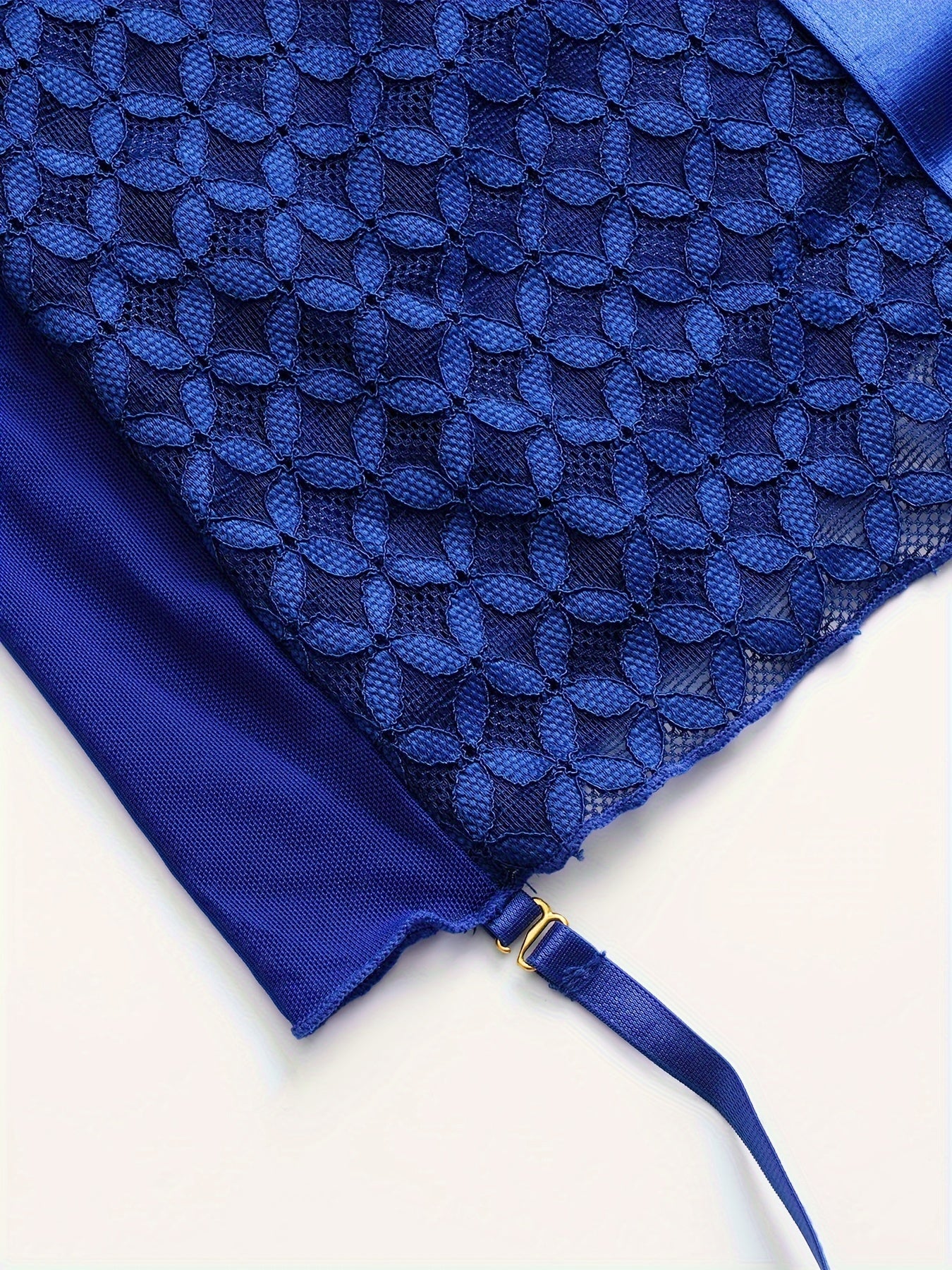 Plus Size Sexy Costumes, Women's Plus Contrast Lace Mesh O-ring Chain Sheer Halter Slips