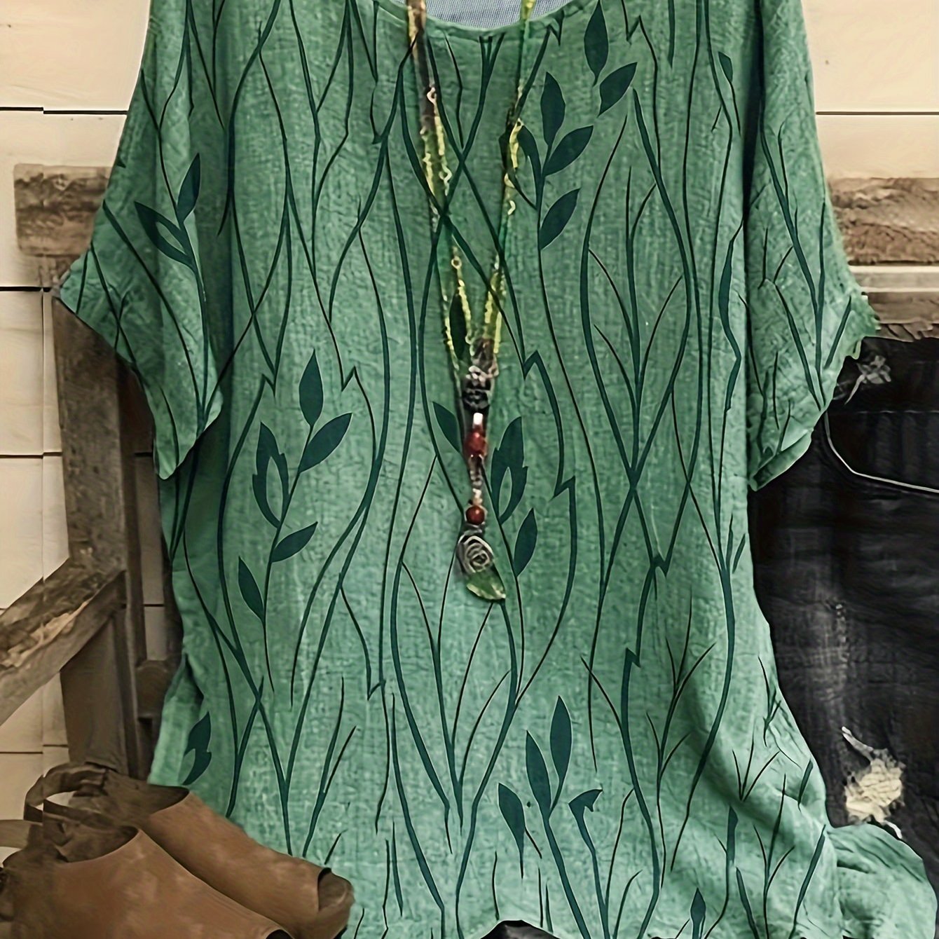 [Plus Size Elegant Floral Tee] Plus Size Elegant T-shirt, Women's Plus Casual Floral Print Round Neck Half Sleeve Tee