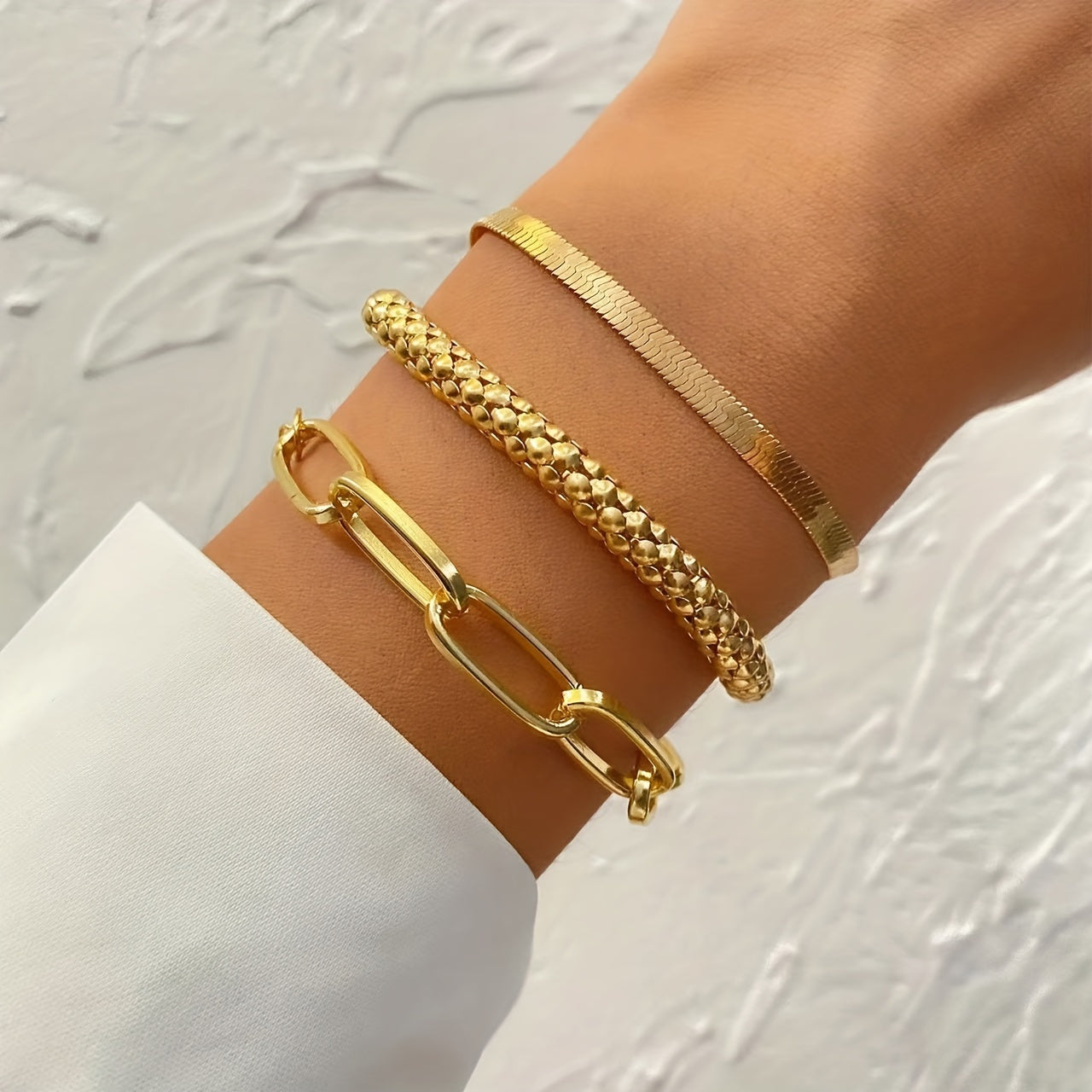 [Golden Chain Bracelet] Trendy European And American Accessories: Hot-selling Multi-layer Snake Bone Chain Bracelet Set, Creative Vintage 3-piece Golden Chain Bracelet For Women