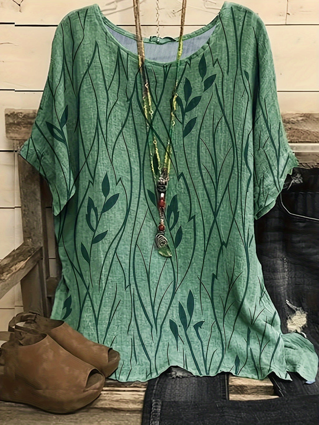 [Plus Size Elegant Floral Tee] Plus Size Elegant T-shirt, Women's Plus Casual Floral Print Round Neck Half Sleeve Tee