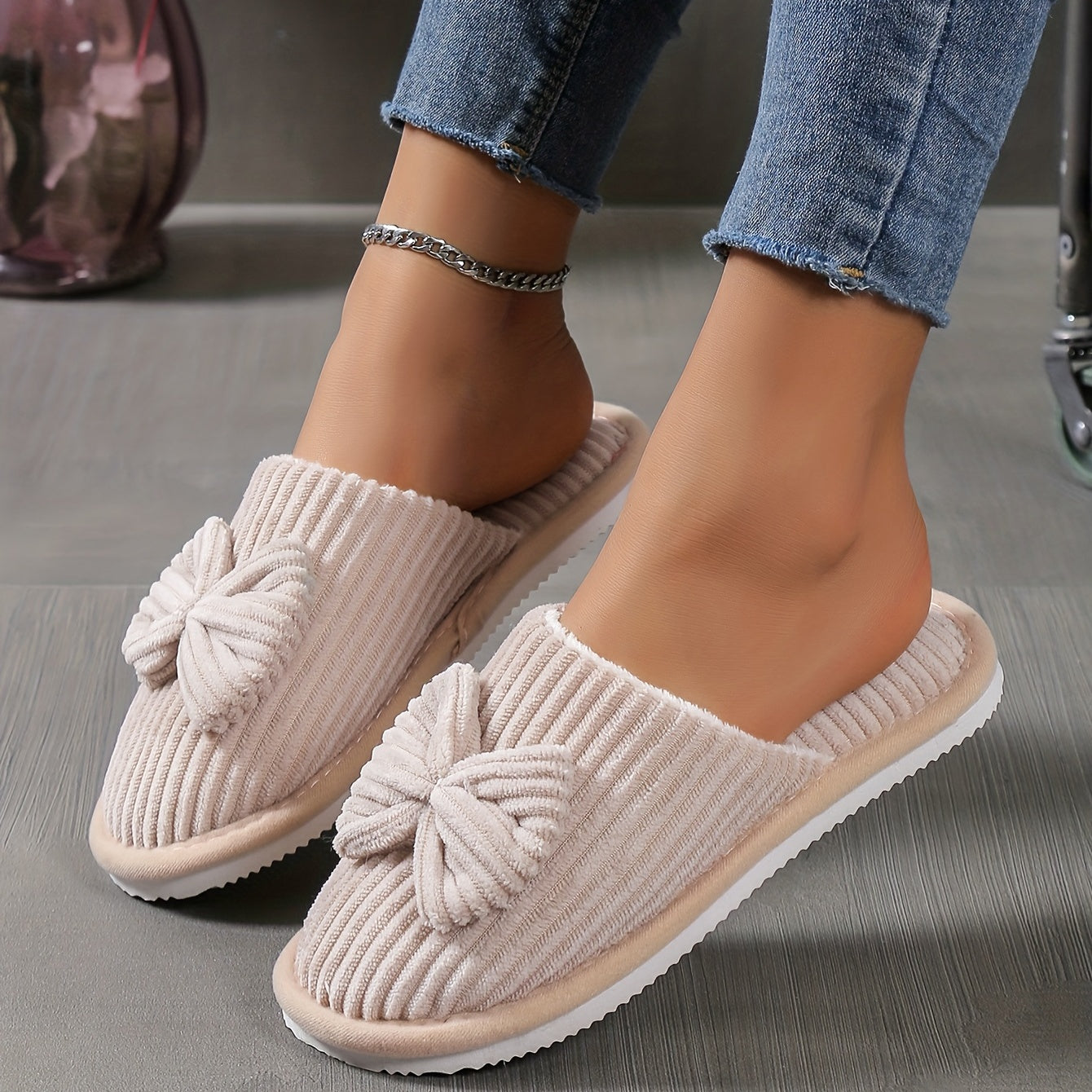 Cute Bowknot Soft Sole Fuzzy Slippers, Winter Cozy & Warm Slip On Plush Shoes, Comfy Closed Toe Home Slippers