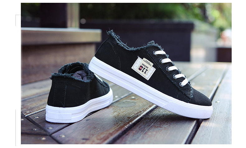 Women'S Casual Round Toe Solid Color Canvas Shoes, Small White, Flat Bottom, PVC Sole, Fabric Upper And Insole, Hand Wash, No Dry Clean, Spring, Autumn, All Season 2022