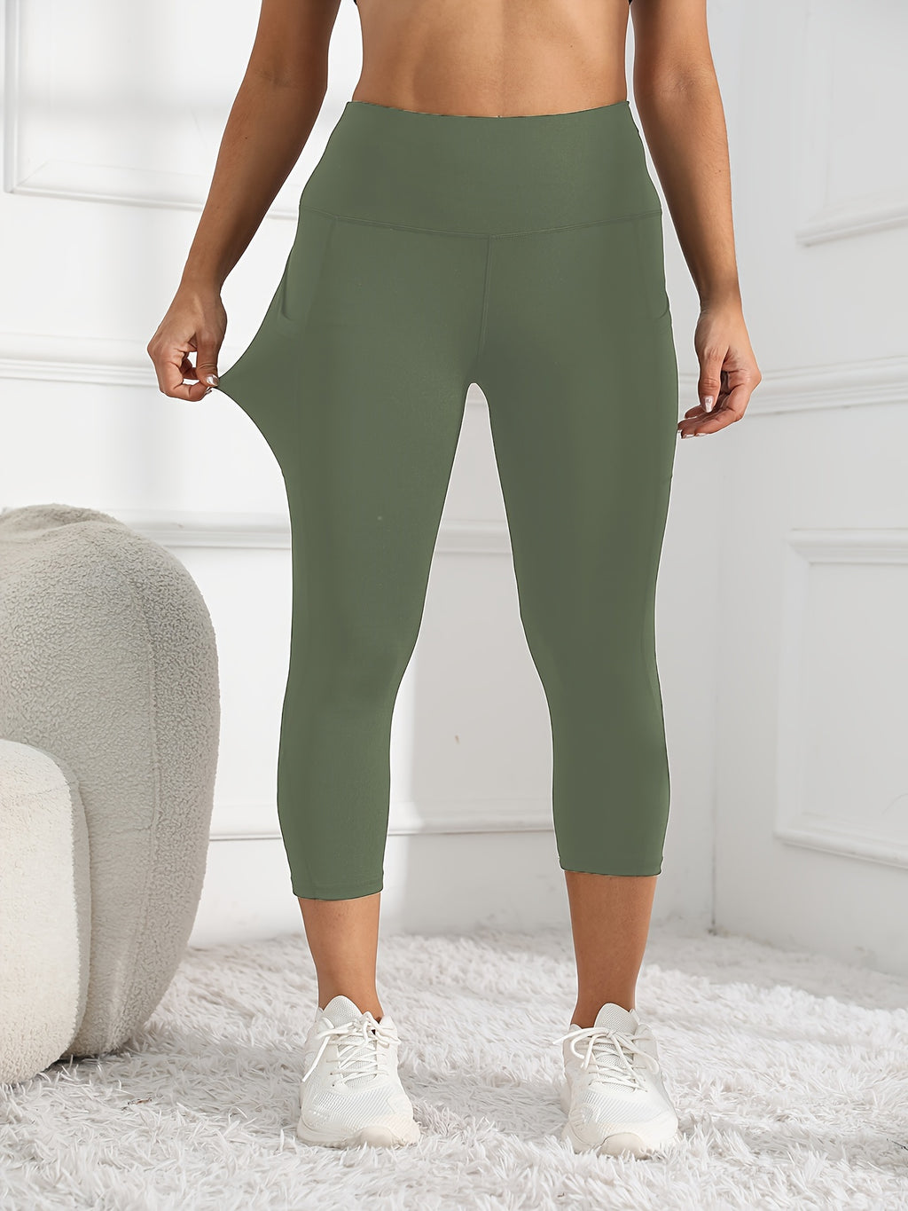 Women's High-Waisted 7/8 Length Leg Workout Leggings - Full-Length Leg Muscle-Building Gym Pants with Pockets, Solid Green Yoga Pants for Cycling, Pilates, Training | All-Season Fitness Pants with 7/8th Leg Coverage, Smooth T