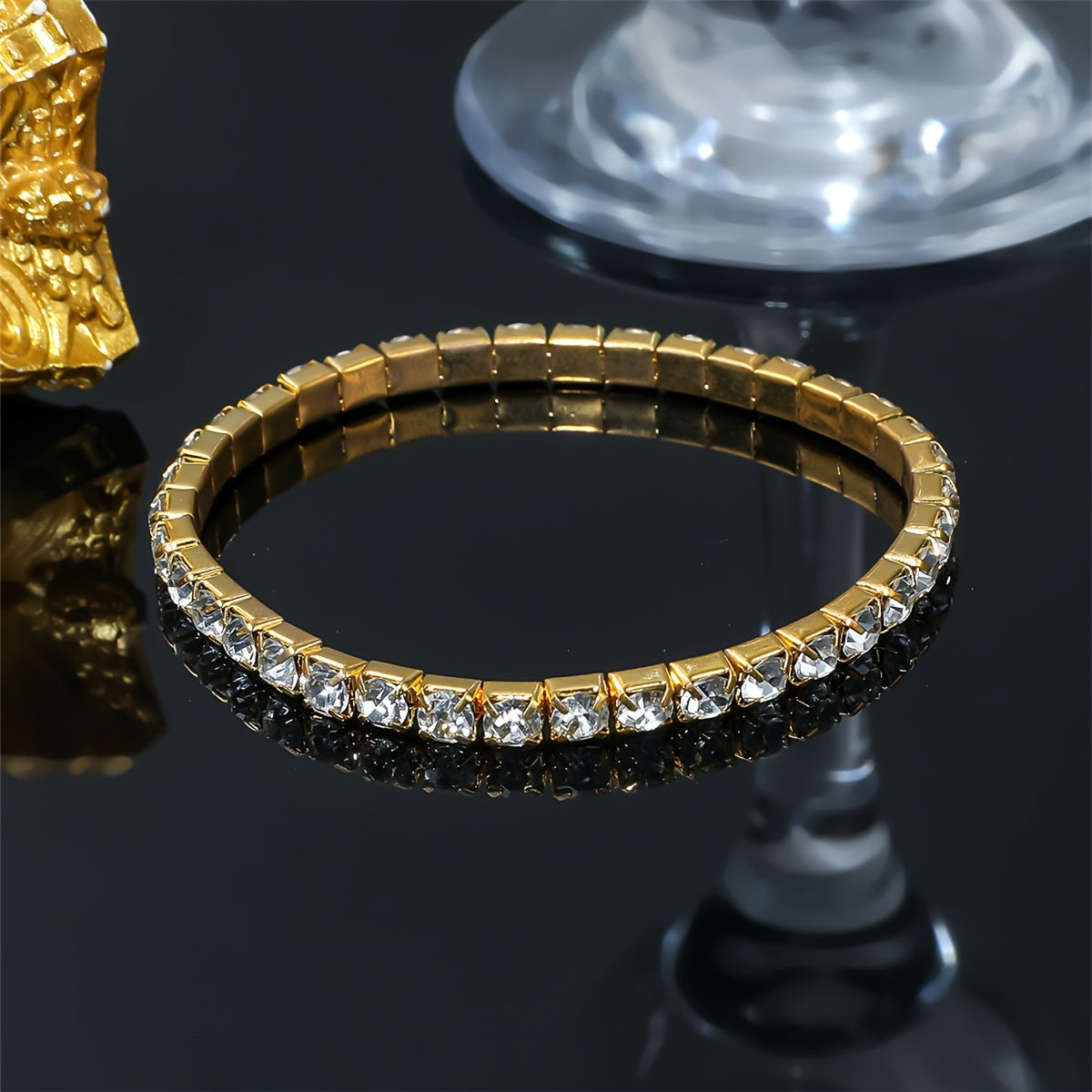 Luxurious Tennis Link - Sparkling Rhinestone Stretch Hand Jewelry for Women and Men, Daily Wear, Fashionable Accessory for Any Occasion