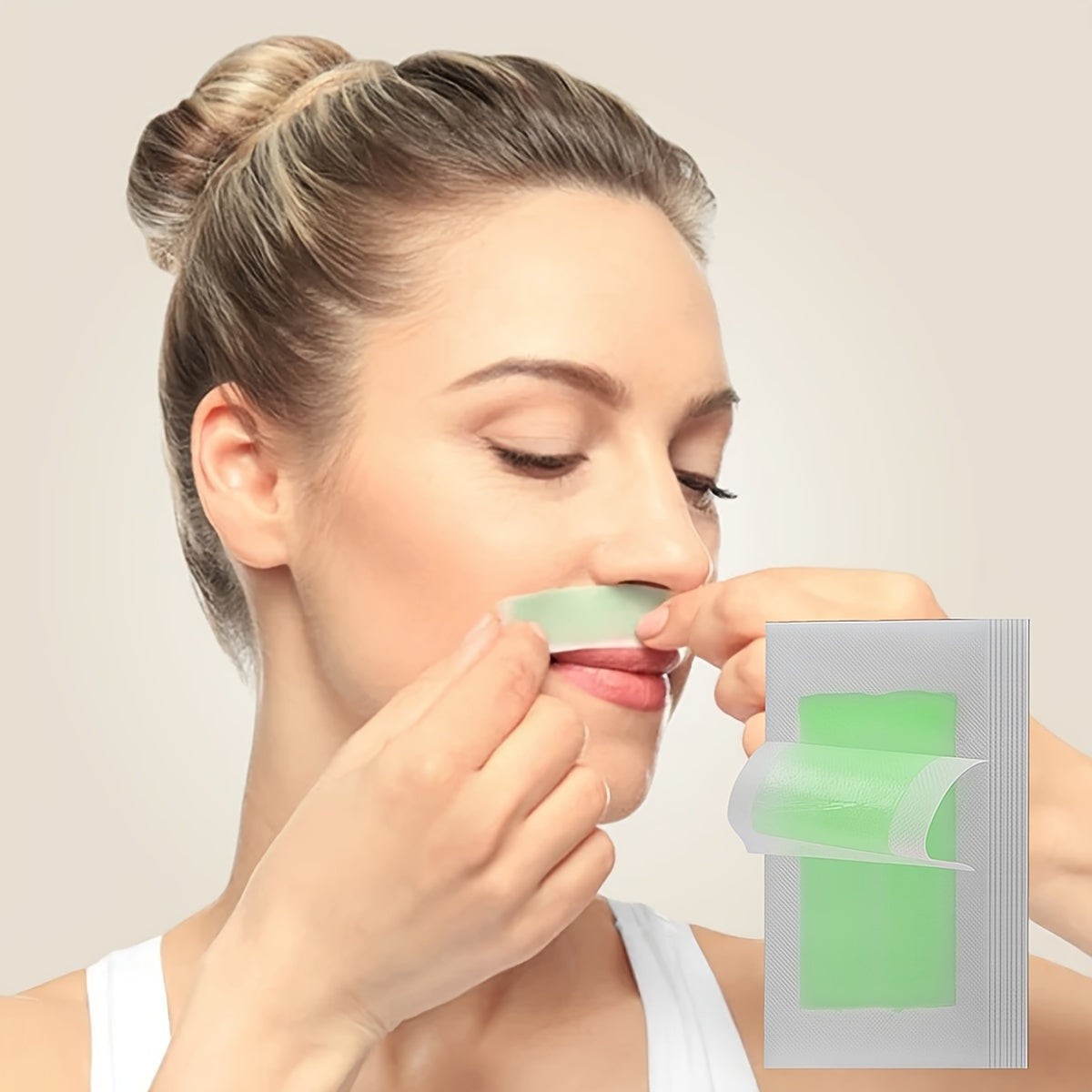 WAXKISS Green Aloe Vera Hair Removal Wax Strips Ready-To-Use Peel-Off Face Eyebrow Lip Mustache Cheek Wax Hair Removal Small Wax Strips Portable And Practical Painless And Fast Hair Removal Gentle And Non-Irritating 20 Small