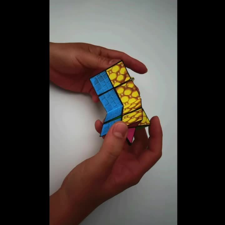 [Magic Cube] 3D Hexagon Magic Cube | Infinity Puzzle for Youngsters, Space Geometry Flip Toy, Brain Boost & Relax, Mixed Colors, ABS Material