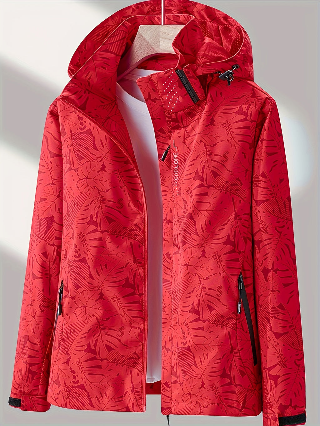 Women's Camouflage Outdoor Jacket: Windproof & Rainproof With Removable Hood - Perfect For Outdoor Adventures!