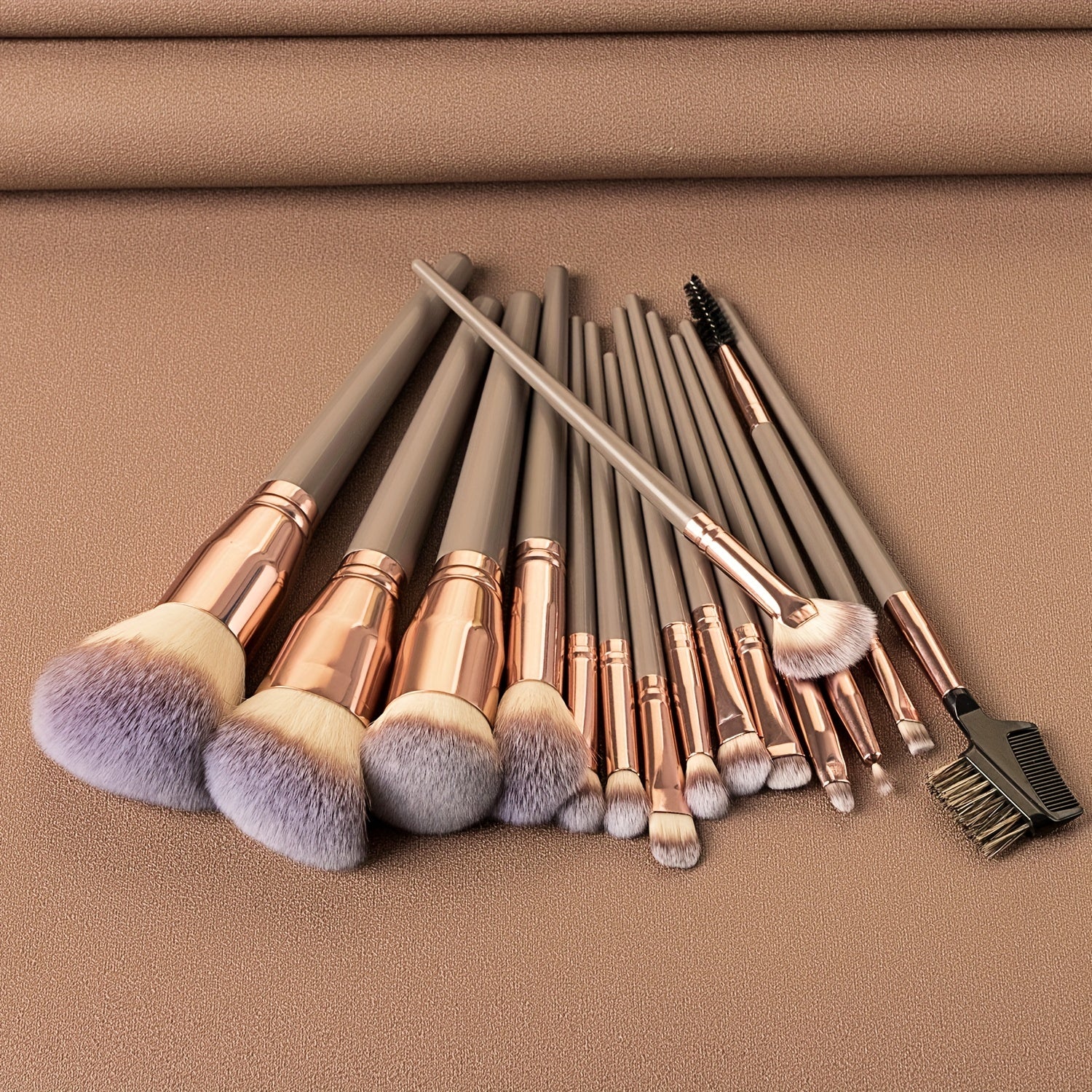 15PCS Professional Makeup Brush Set, Premium Synthetic Bristles Face Powder Blush Foundation Eyeshadow Blending Brushes Kit, Ideal For Makeup Beginner