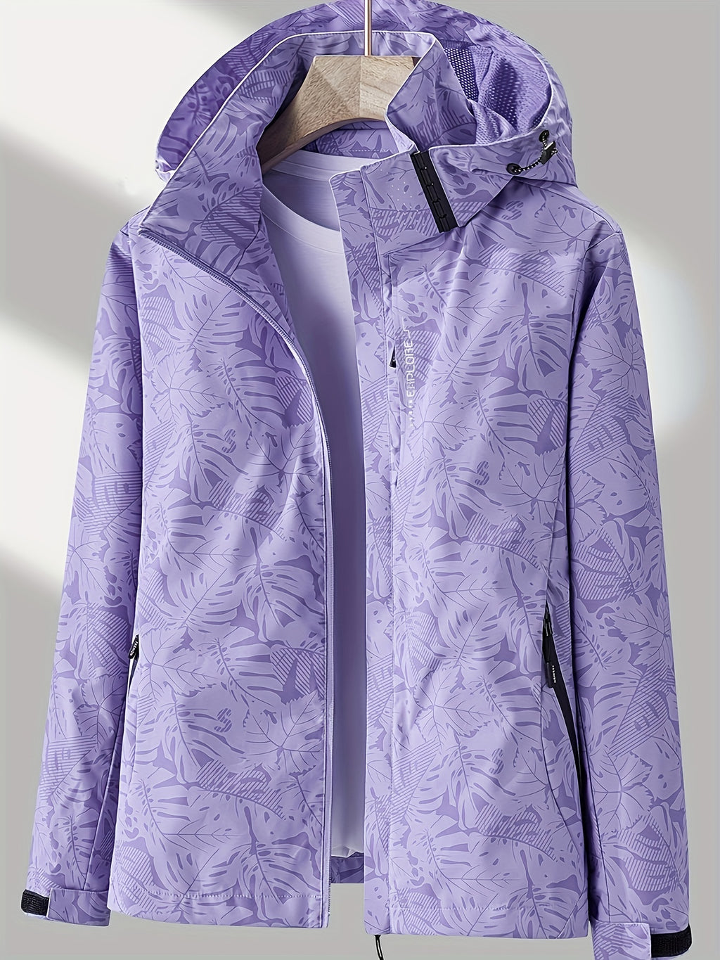 Women's Camouflage Outdoor Jacket: Windproof & Rainproof With Removable Hood - Perfect For Outdoor Adventures!