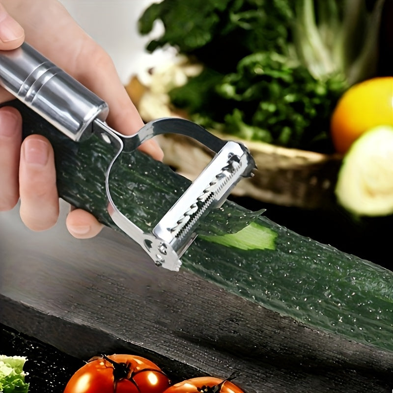 A Versatile Fruit And Potato Grater Made of Stainless Steel, Perfect for Dining And Unwinding, A Manual Kitchen Ideal for Restaurants.