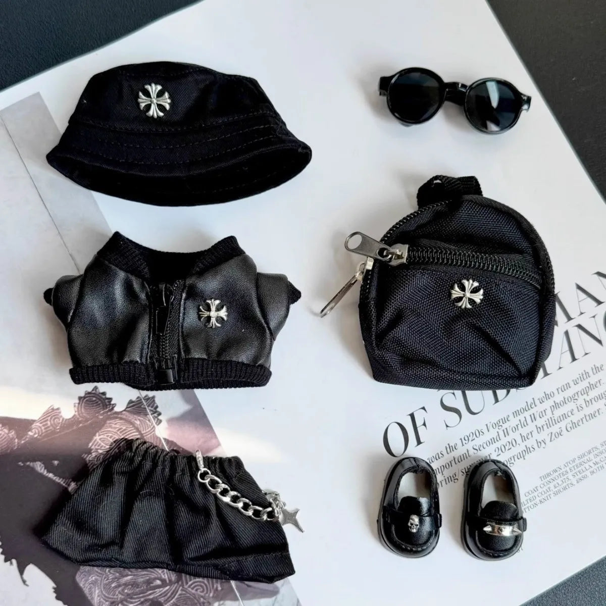 Clothes only] Labubwa clothes, black trendy cool leather jacket set, cute first, second and third generation clothes, hats, back