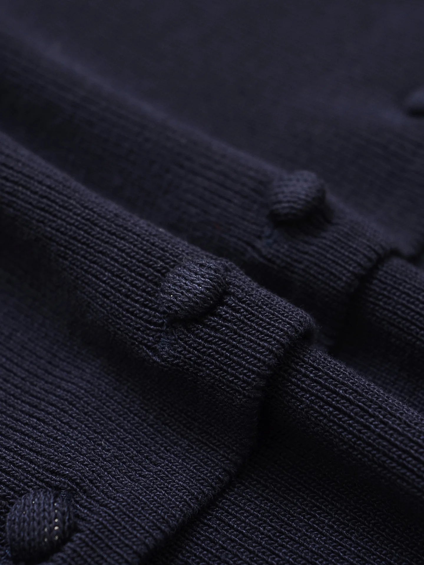 Women's clothing 2025 summer new European and American style women's clothing new solid color belt decorative flat-pin lapel top