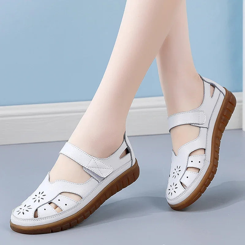 New Summer Women Sandals Ladies Roman Shoes Comfortable Flats Walking Slippers Covered Toe Beach Shoes Fashion White Shose