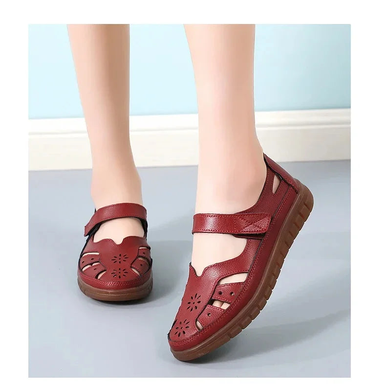 New Summer Women Sandals Ladies Roman Shoes Comfortable Flats Walking Slippers Covered Toe Beach Shoes Fashion White Shose