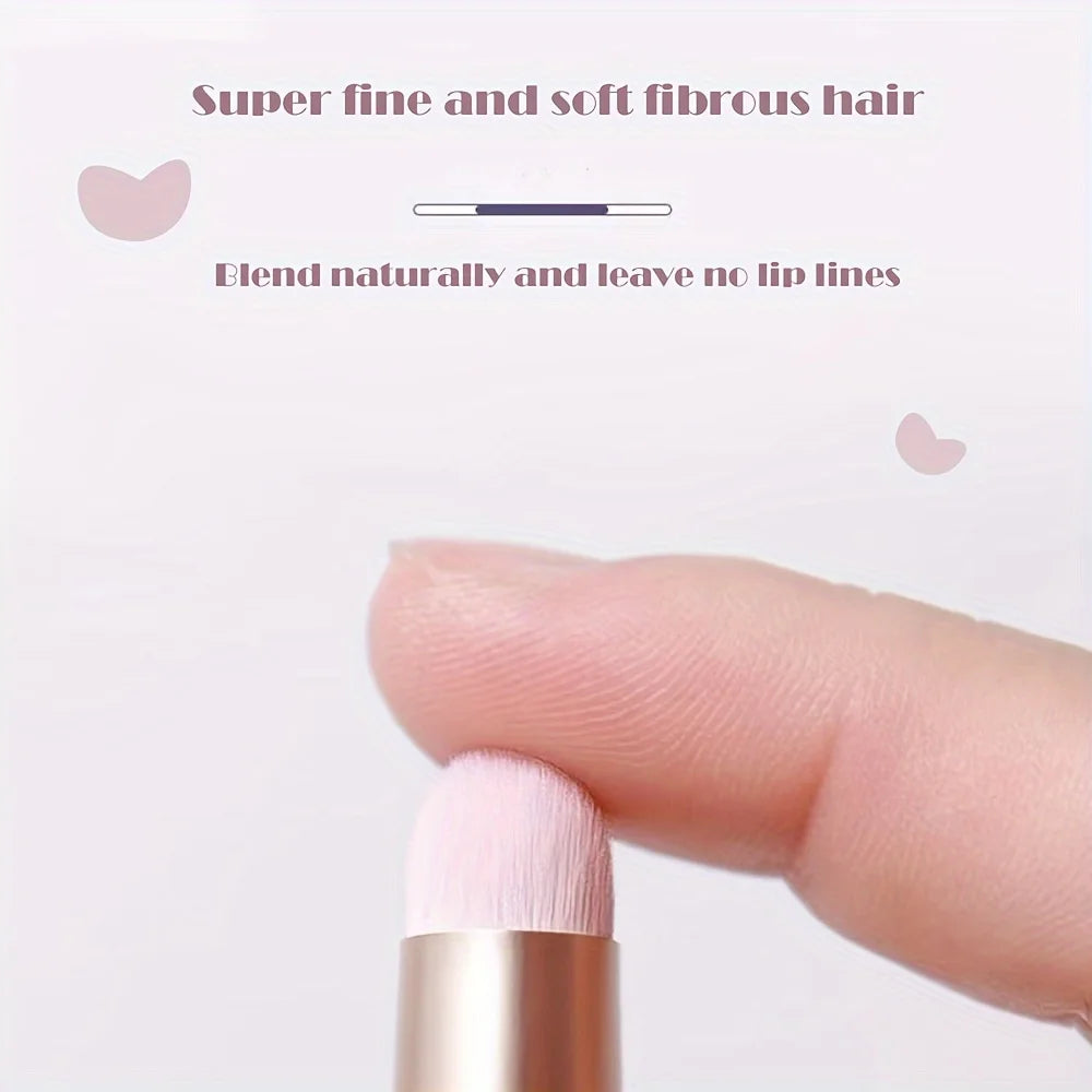 1 Lip Brush, Concealer Brush, Lip Gloss Brush, Concealer Brush With Cover, Makeup Tool Soft Brush Head To Make Lip Makeup.