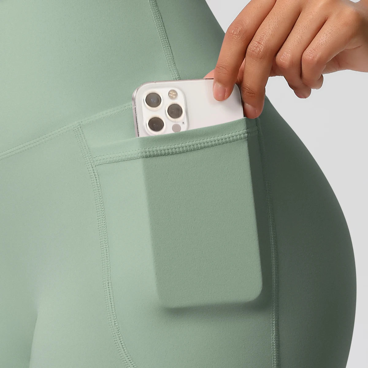 Women Sports Short With PocketedYoga Legging Shorts Squat Proof High Waist Fitness Tight Shorts Quick Drying Cycling Workout Gym