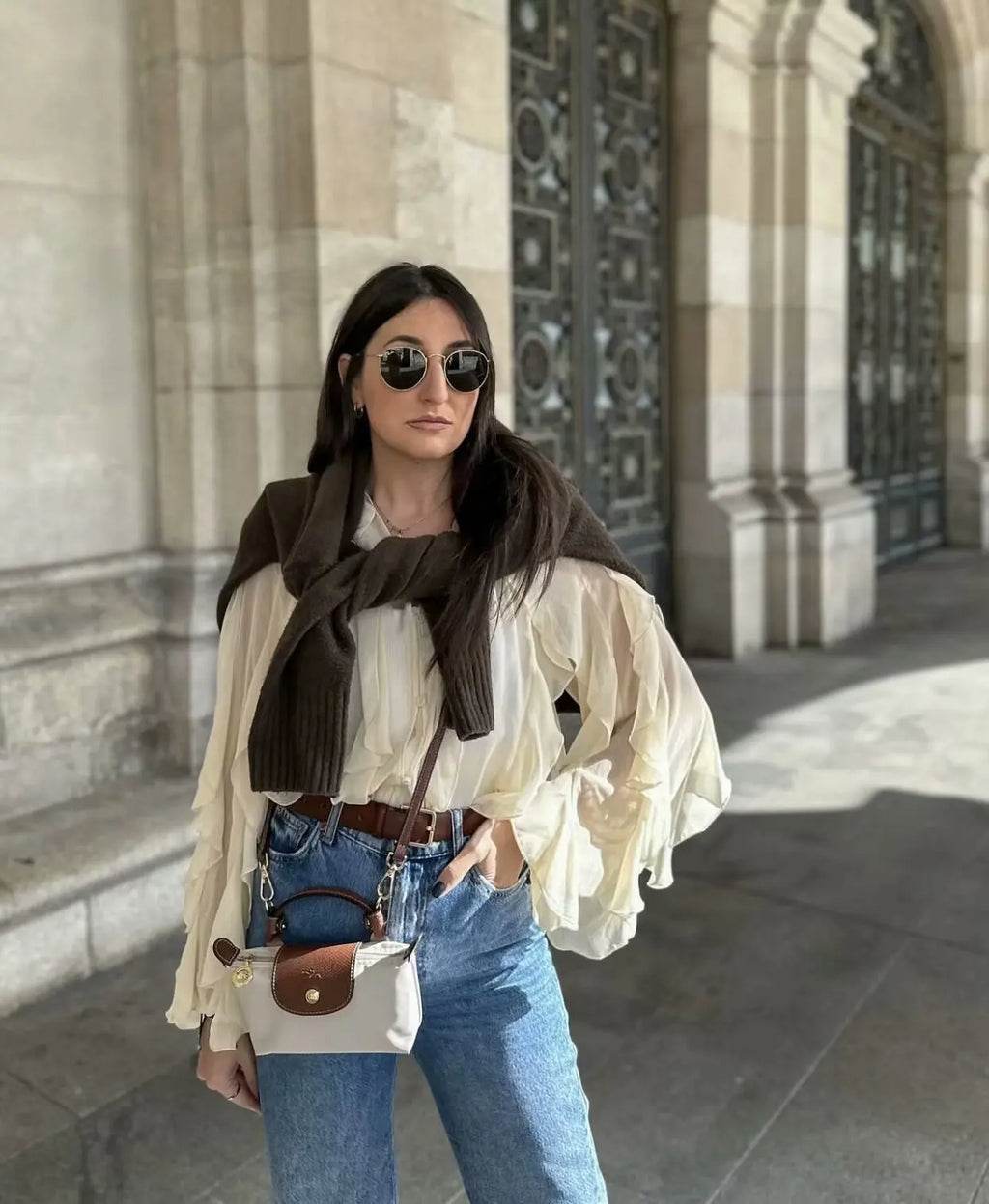 Women's clothing 2025 European new fashion design and ruffled layered decorative V-neck shirt