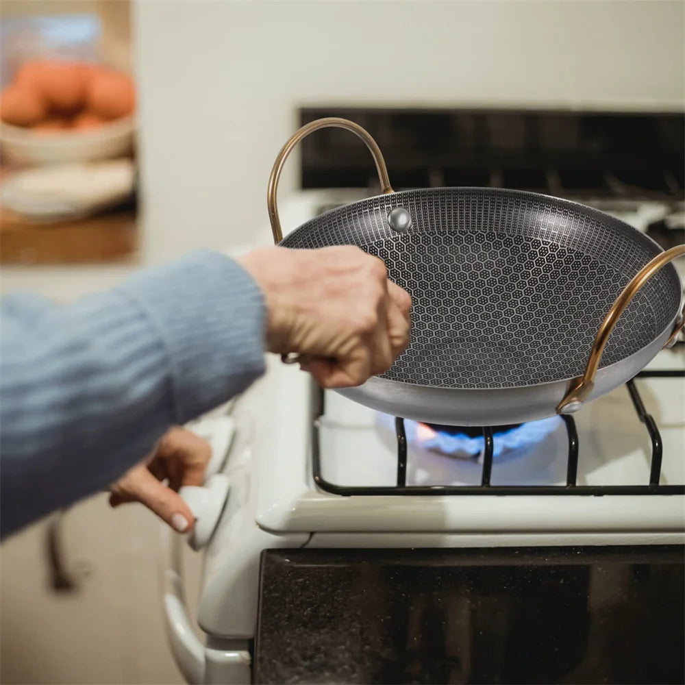 1pc  thick non stick pot, dry pot, commercial double ear bar tripod, honeycomb pot, coated dry pot, small hot pot