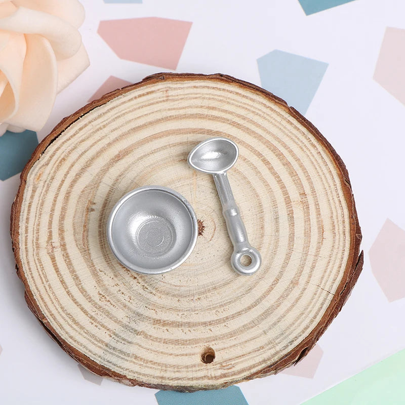 1/12 Miniature Doll House Simulation Mini Mixer Miniature Toy Model Kitchen Appliance Decoration