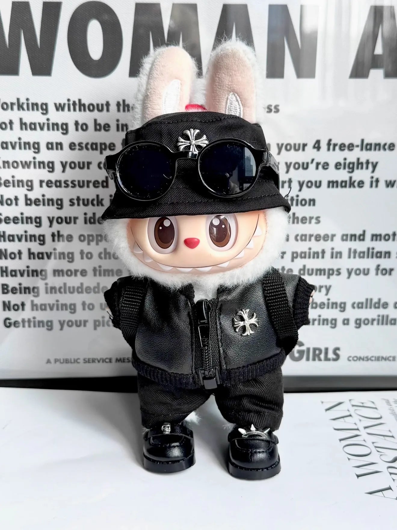 Clothes only] Labubwa clothes, black trendy cool leather jacket set, cute first, second and third generation clothes, hats, back