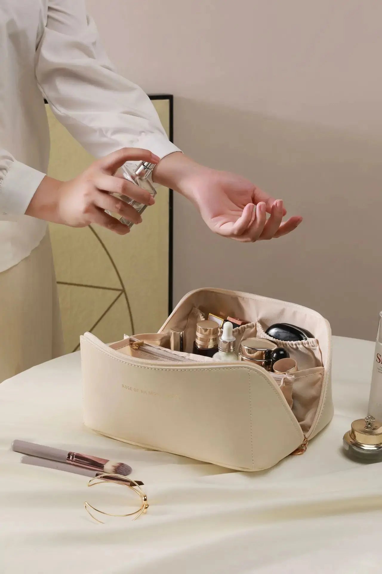 1/2Pcs Cosmetics Storage Kit Large Capacity Travel Toiletry Bag Makeup Bag Ins Advanced Sense Portable Cosmetic Storage Bag