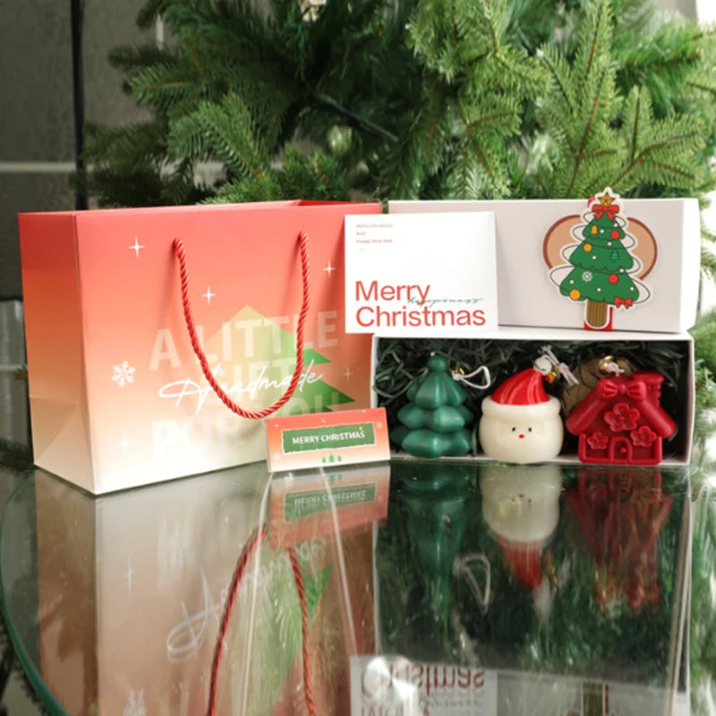 Christmas Scented Candles Three-piece Gift Box Gloves Elk Gingerbread Man Aromatherapy Girl Friends Creative Warm Christmas Gift
