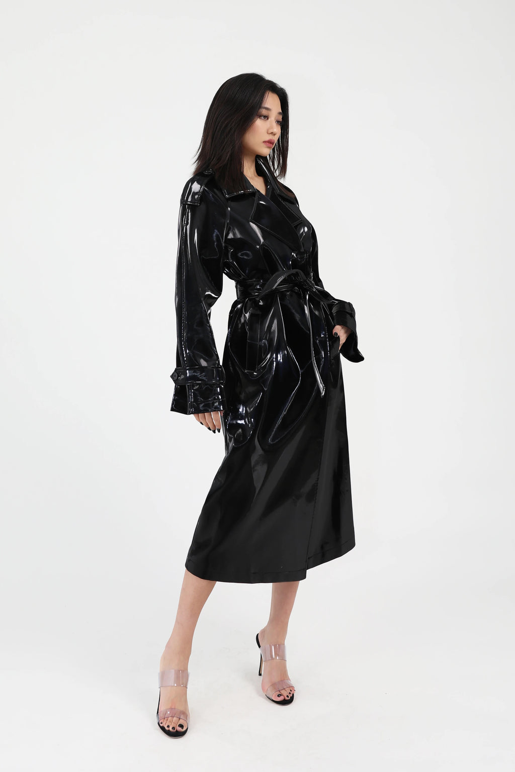Lautaro Spring Autumn Long Shiny Reflective Patent Leather Trench Coat for Women Sashes Luxury Designer Runway European Fashion