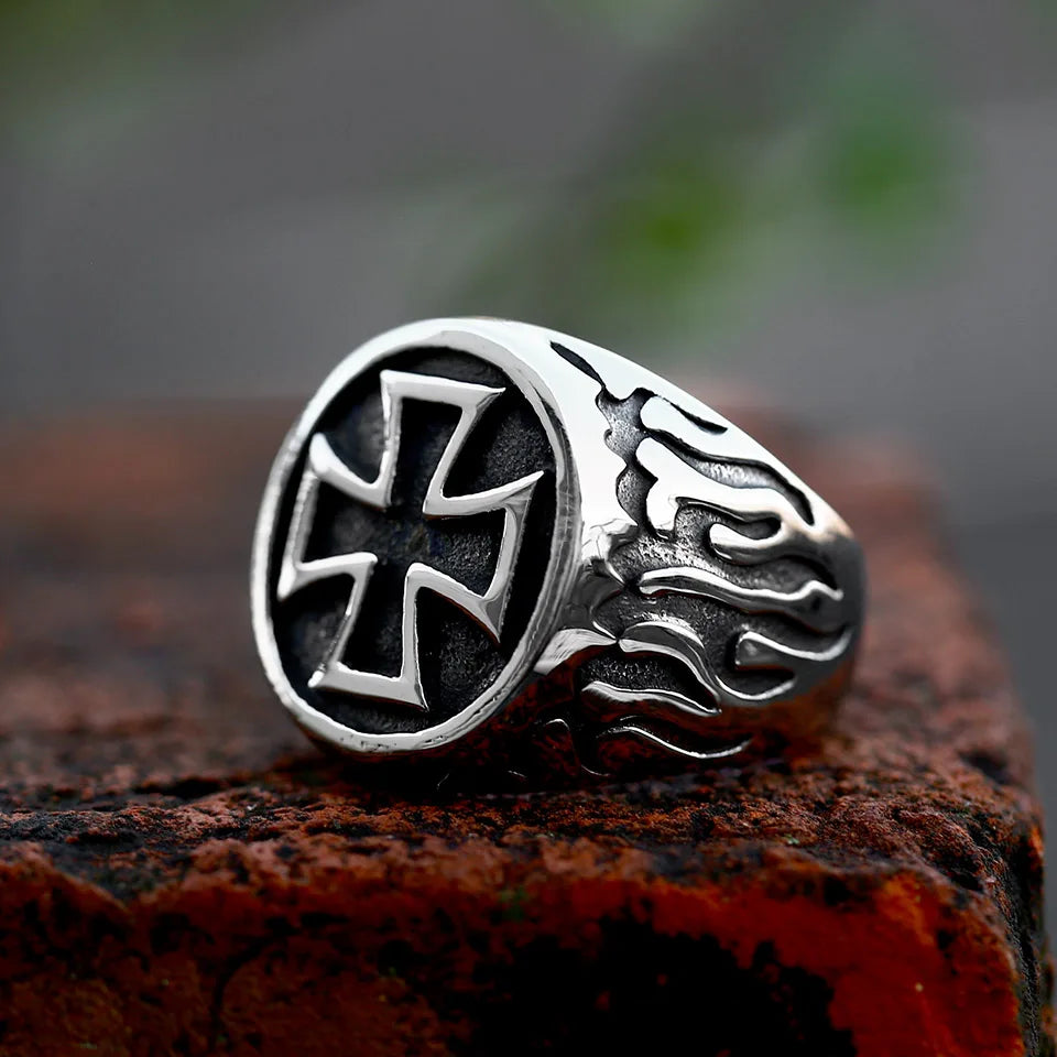 Beier New Store 316L Stainless Steel High Quality Cool Fashion Iron Cross Ring Man Black Oil Painting Jewelry LLBR8-073R