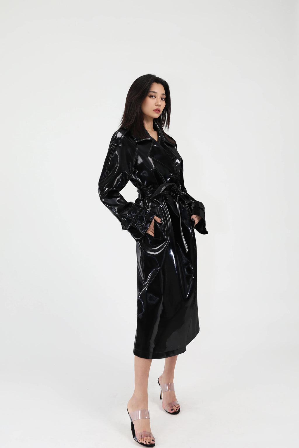 Lautaro Spring Autumn Long Shiny Reflective Patent Leather Trench Coat for Women Sashes Luxury Designer Runway European Fashion