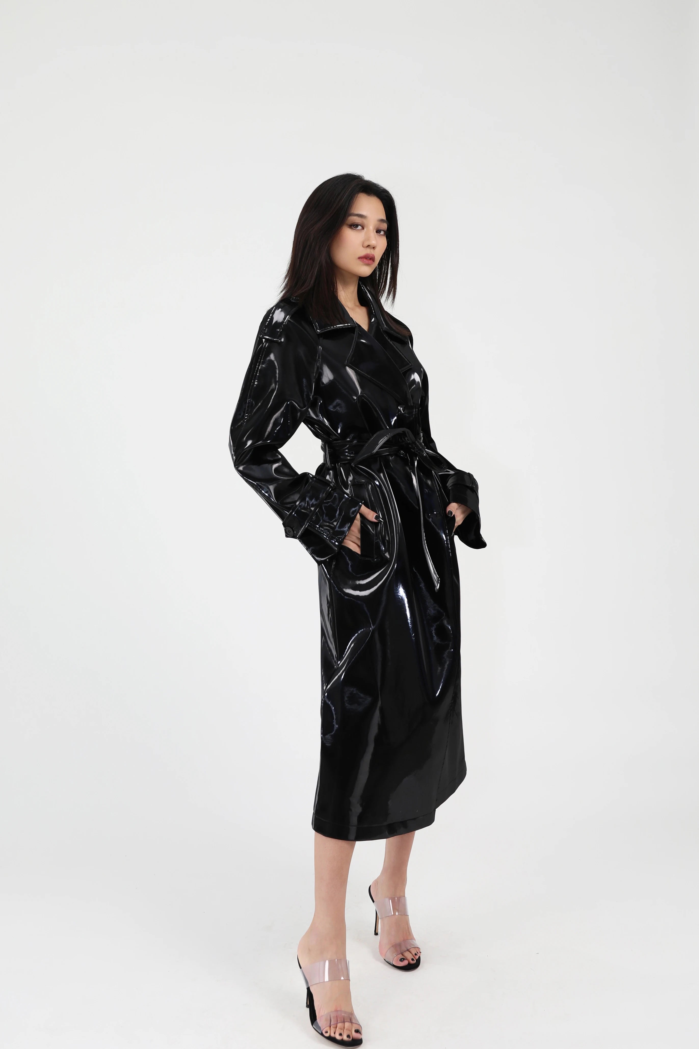 Lautaro Spring Autumn Long Shiny Reflective Patent Leather Trench Coat for Women Sashes Luxury Designer Runway European Fashion