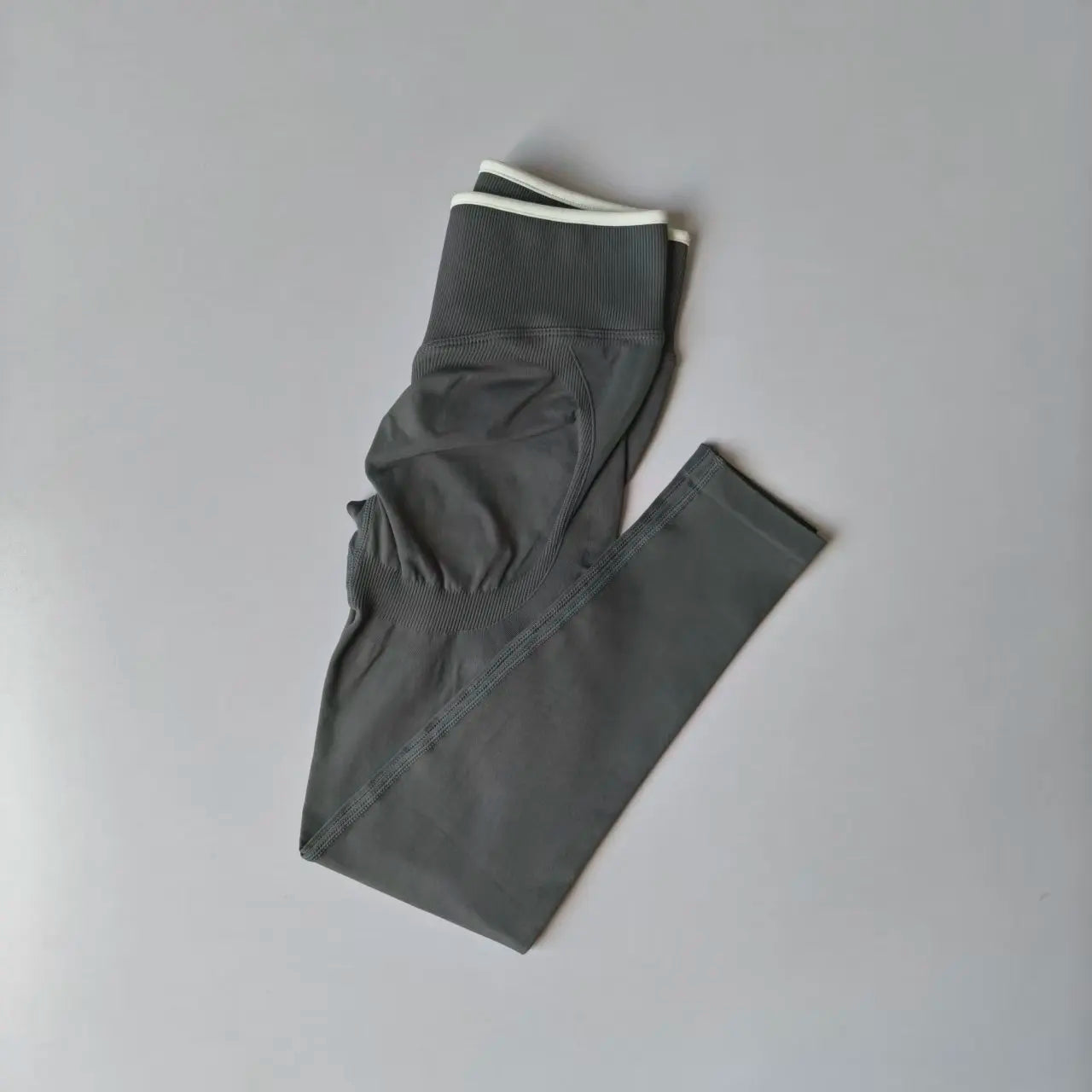 Seamless High Waist Yoga Pants Women Tummy Control Leggings Stretchy Soft Workout Running Leggings Comfortable Gym Sports Tights