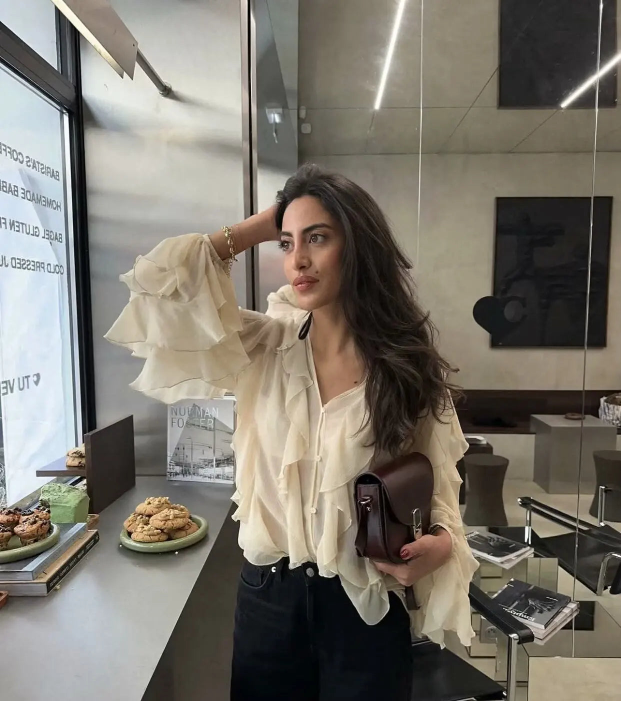 Women's clothing 2025 European new fashion design and ruffled layered decorative V-neck shirt