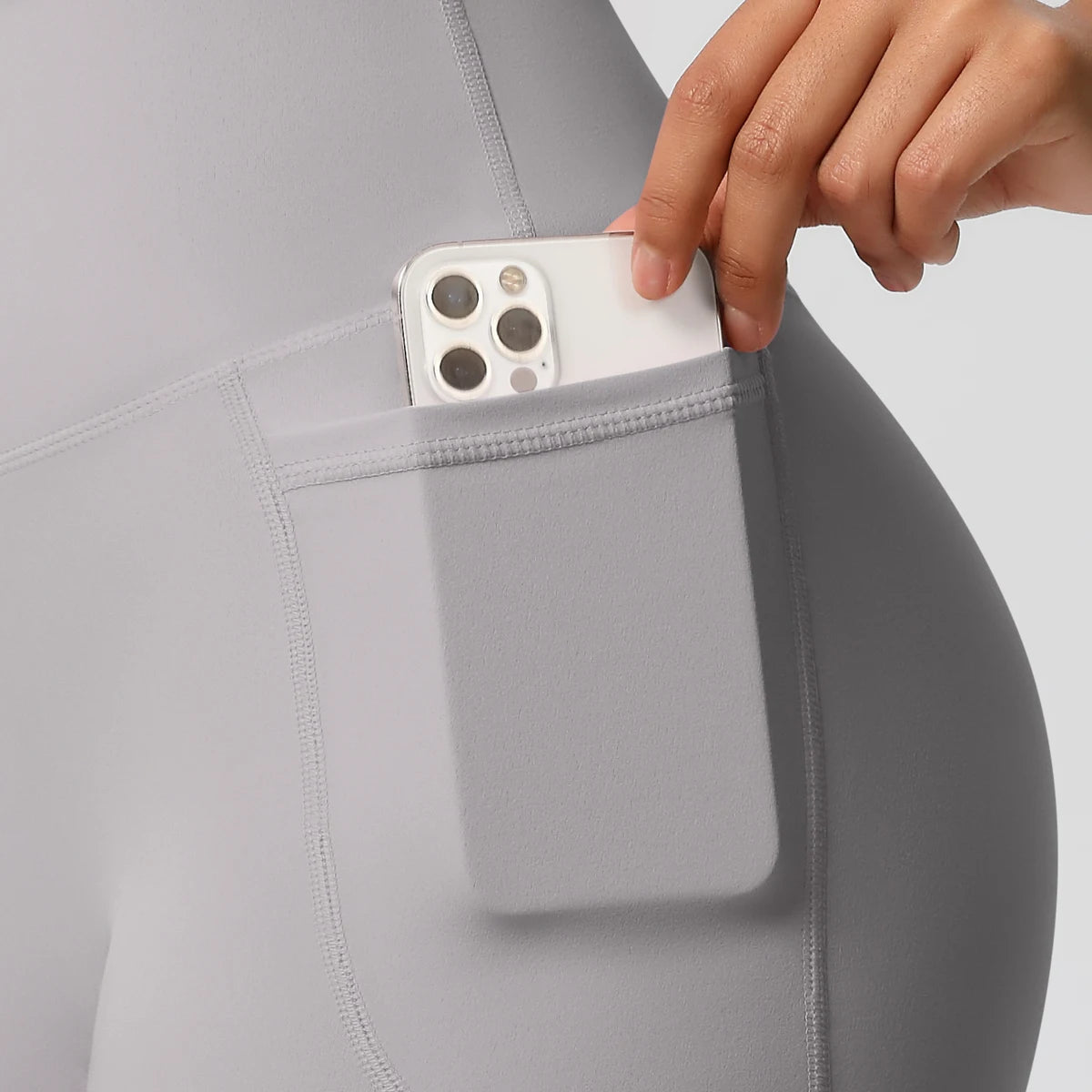 Women Sports Short With PocketedYoga Legging Shorts Squat Proof High Waist Fitness Tight Shorts Quick Drying Cycling Workout Gym