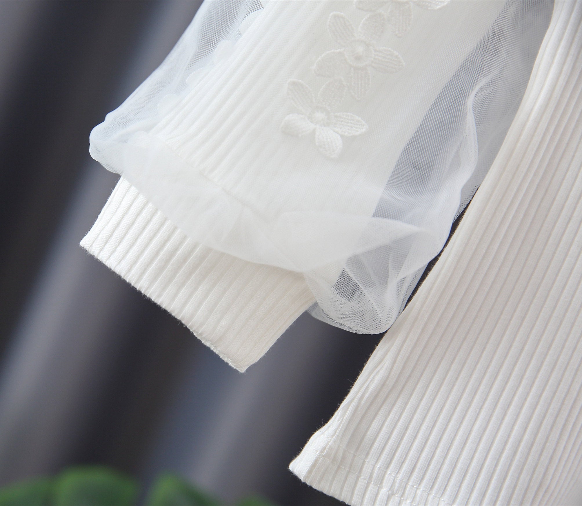 Girls Long Puff Sleeve Flower Lace Splicing Ruffles Round Neck Ribbed T-Shirts Tops Kids Clothes