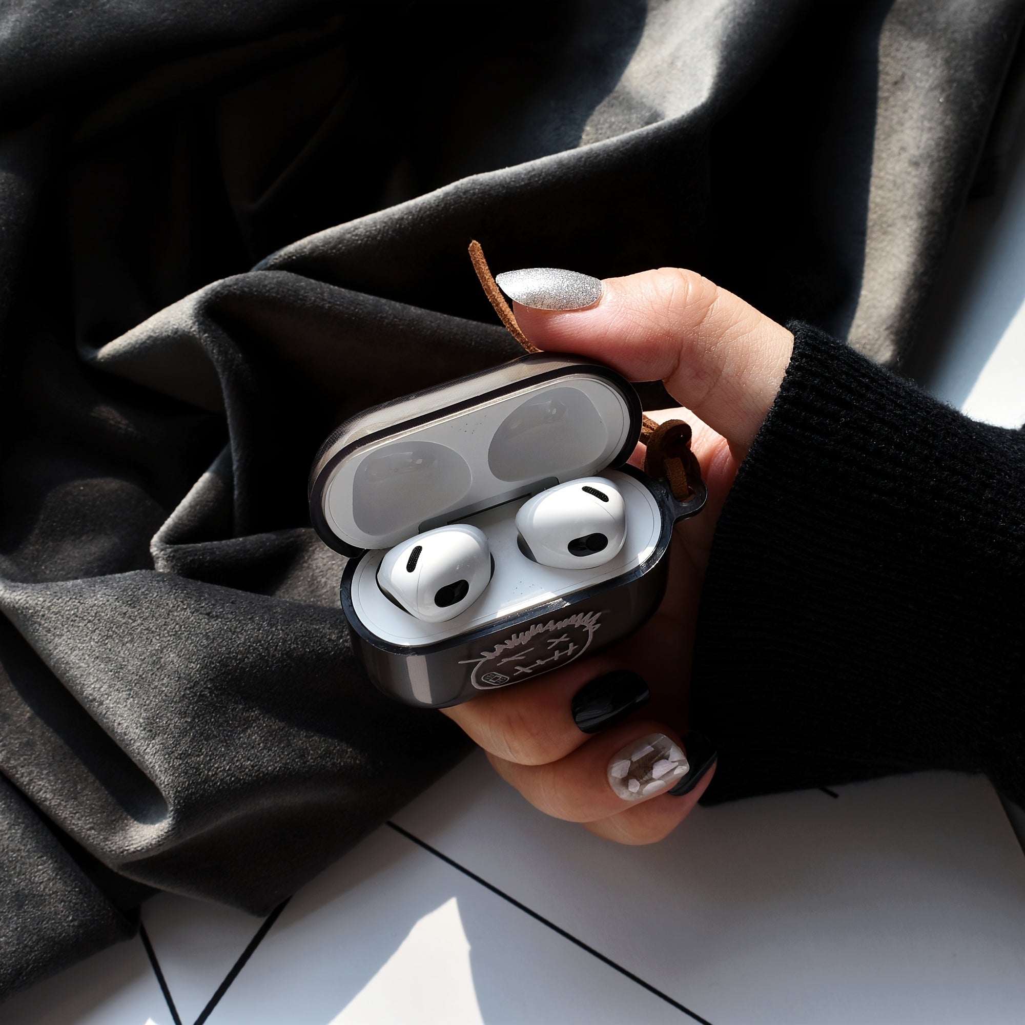 Graphic Pattern Earphone Case For AirPods1/2, AirPods3, AirPods Pro, AirPods Pro (2nd Generation), Christmas Halloween Decor/gift For Girlfriend, Boyfriend, Friend Or Yourself