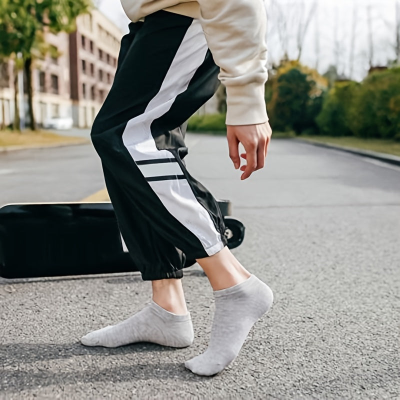 3 pairs of Men's athletic socks, odor-resistant, sweat-wicking, and breathable, with a stylish, minimalist fit.Suitable for home and travel, the best value for money., Travel Socks, Sports Socks, Minimalist Design, Stylish So