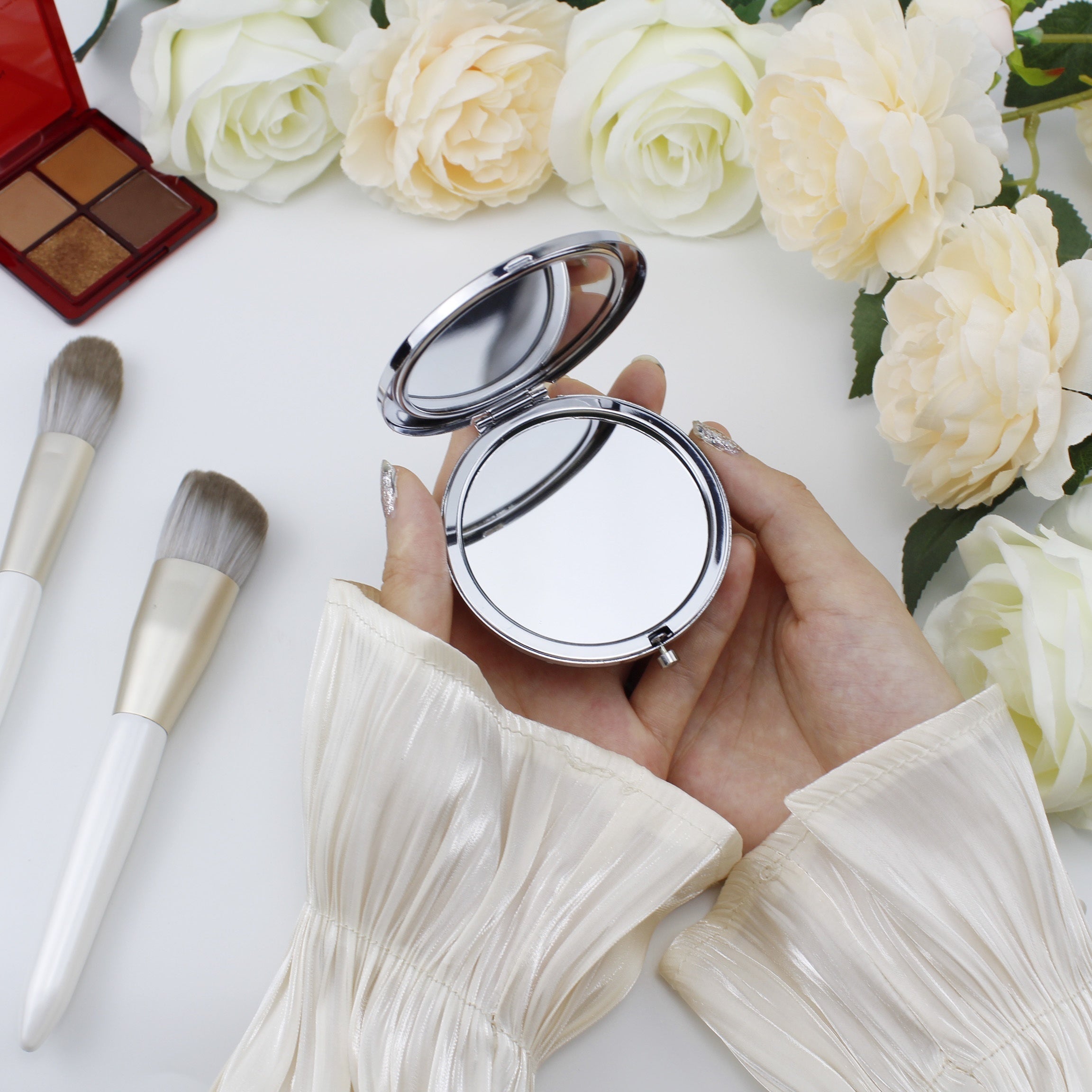 2pcs Portable Foldable Makeup Mirror With Stainless Steel Frame For Mother Of The Bride And Mother Of The Groom, Wedding Party Gift - Mother's Day Makeup Mirror