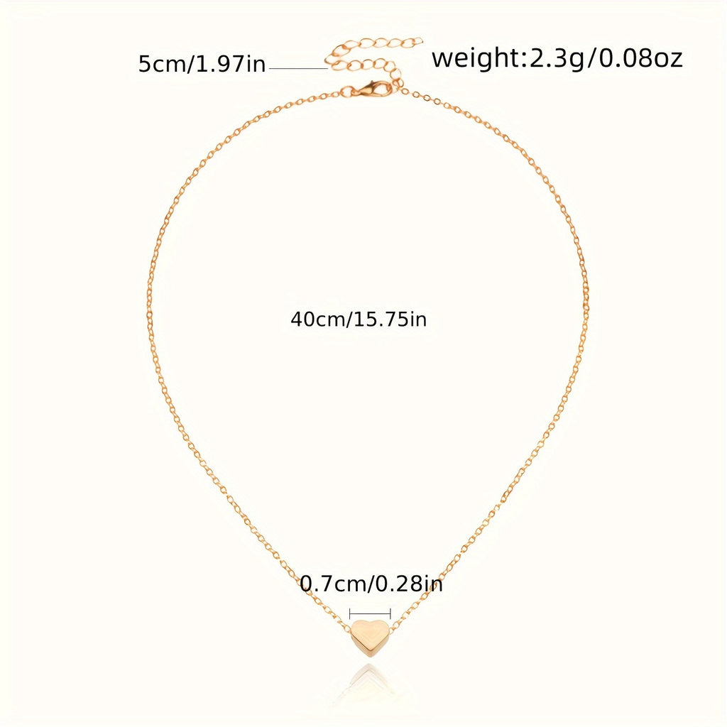 A Simple And Delicate Golden Heart Pendant Necklace That Goes Well With Everything.