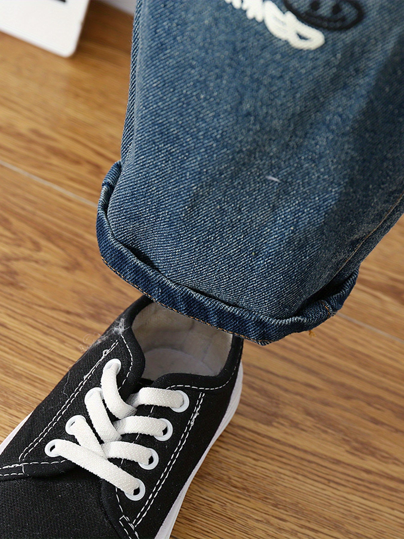 Girls Ripped Tapered Jeans, Cartoon Pattern Elastic Waistband Denim Jeans Kids Clothes